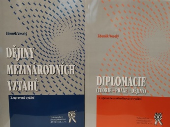 Dějiny mezinárodních vztahů + Diplomacie (teorie-praxe-dějiny) - BALÍČEK